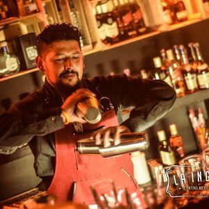 Meet your Posher, Jiovani